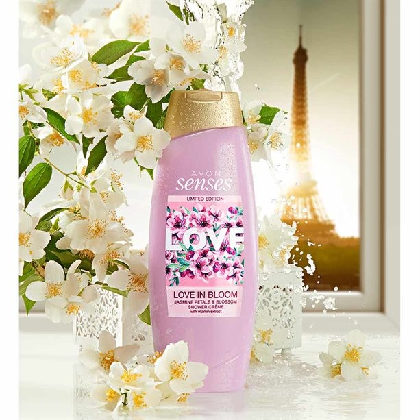 Крем-гель для душа "Любовь в цвету. Лепестки и цветы жасмина", 500 мл