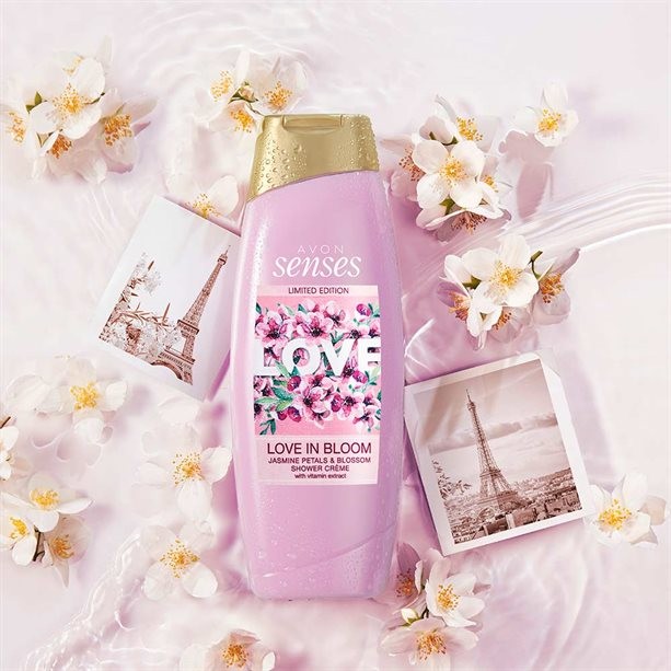 Крем-гель для душа "Любовь в цвету. Лепестки и цветы жасмина", 500 мл