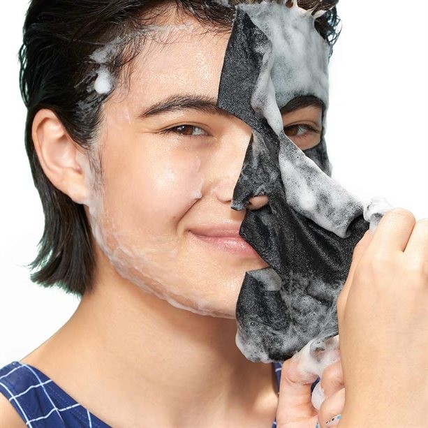 Пузырьковая тканевая маска для лица против черных точек