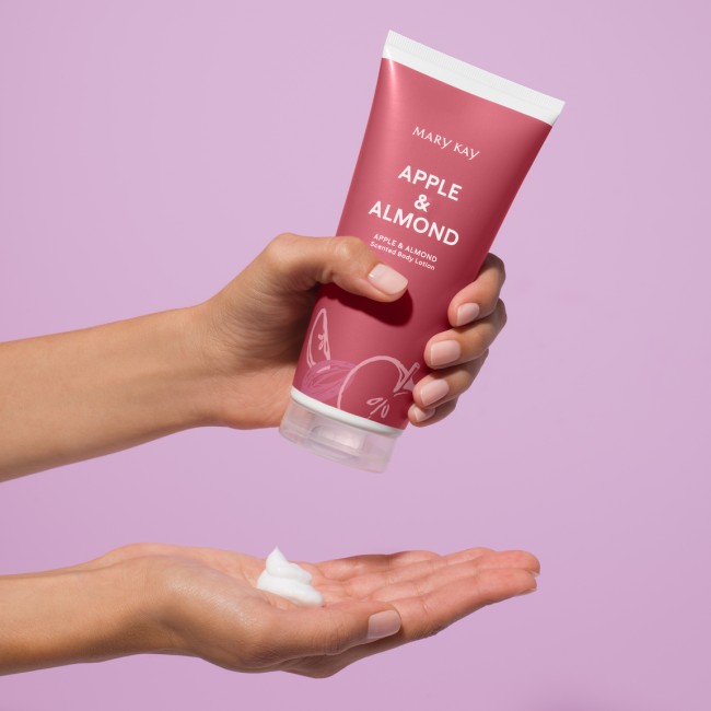 Парфюмированный лосьон для тела Яблоко и Миндаль