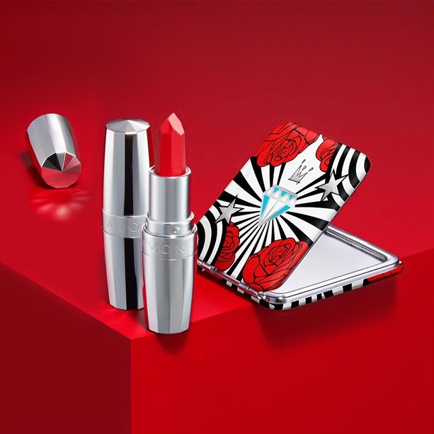 Помада для губ "Матовая легенда"