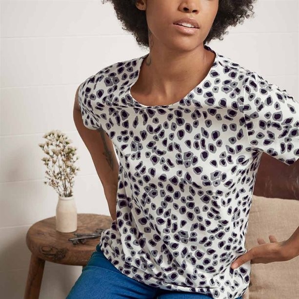 Женская футболка Женская футболка