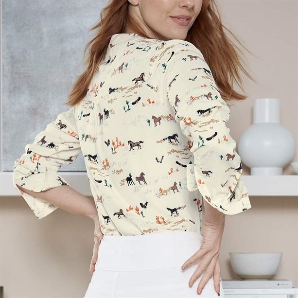 Женская блузка Женская блузка