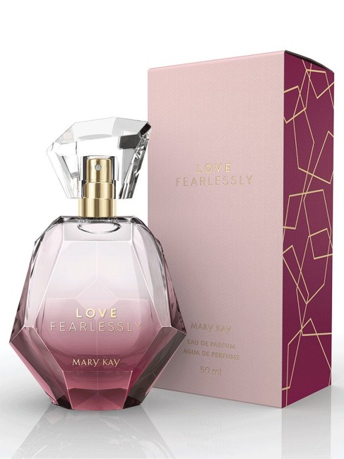 Парфюмерная вода Love Fearlessly™ Парфюмерная вода Love Fearlessly™