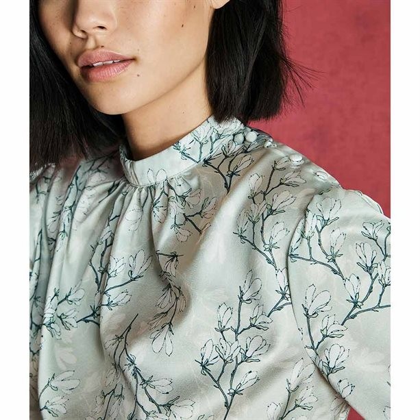 Женская блузка в японском стиле Женская блузка в японском стиле