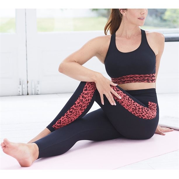 Женские брюки спортивного назначения Женские брюки спортивного назначения