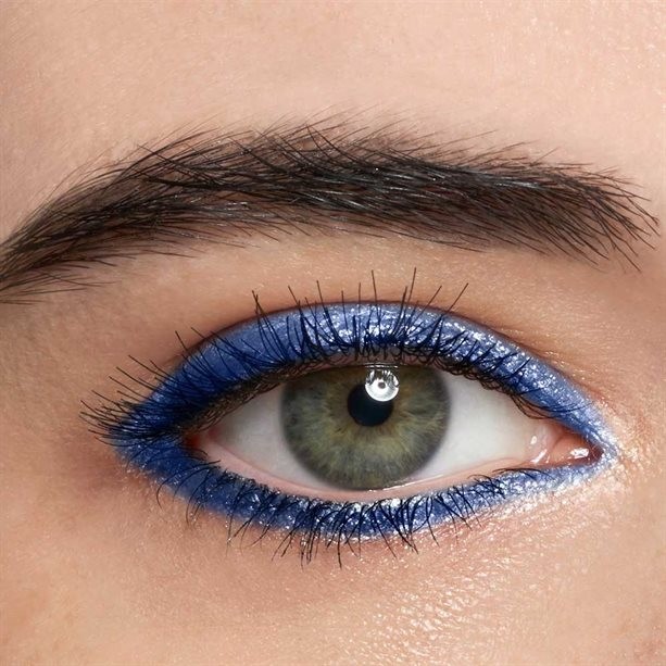 Карандаш для глаз "Игра цвета" Карандаш для глаз "Игра цвета"